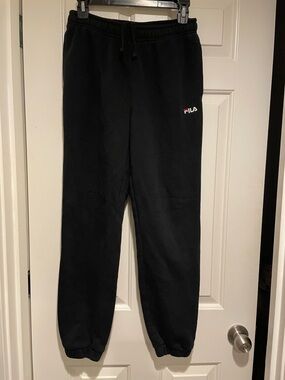 FILA Black Logo jogger Sweatpants. Sz S